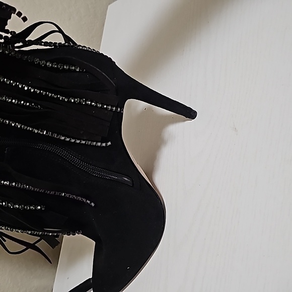 Jessica Simpson black velvet boots - Picture 3 of 4